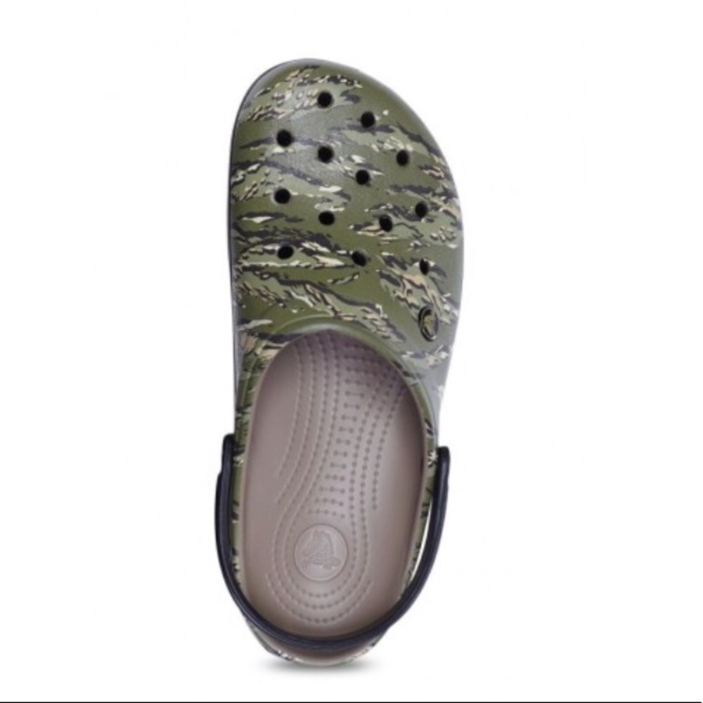Camo crocs crossband